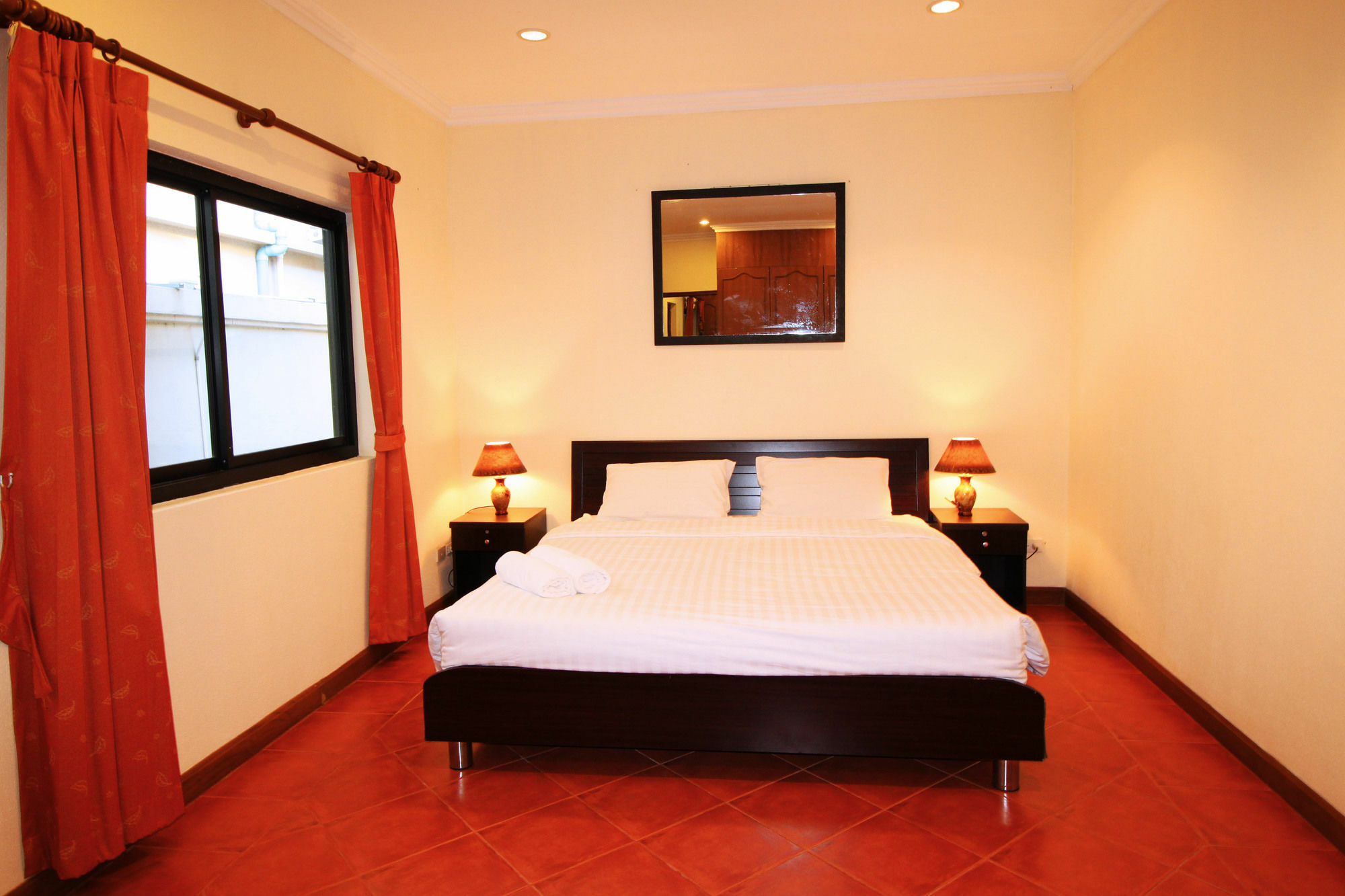 Cosy Beach Pool Villas By Pattaya Sunny Rentals Exteriör bild