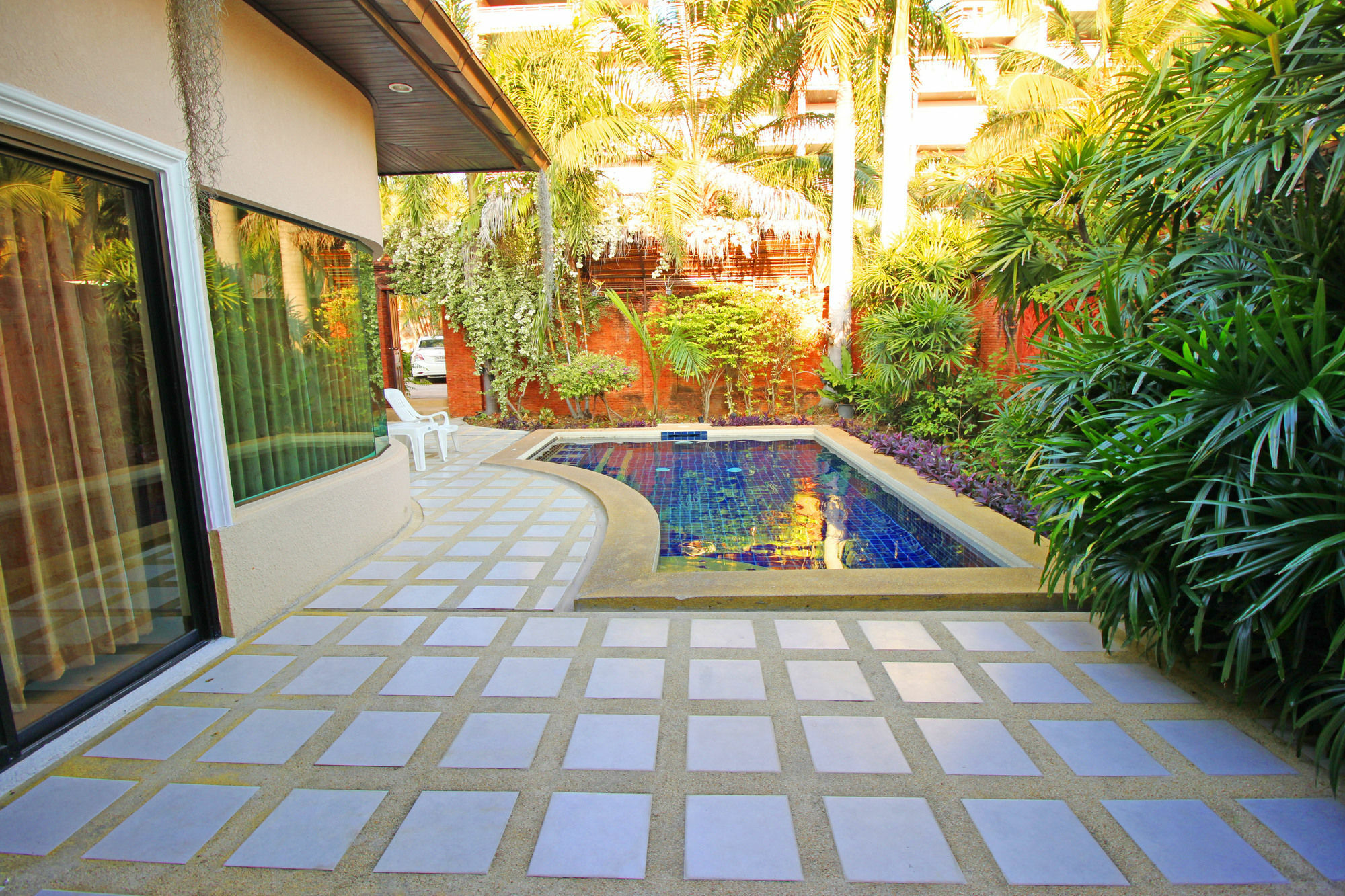 Cosy Beach Pool Villas By Pattaya Sunny Rentals Exteriör bild