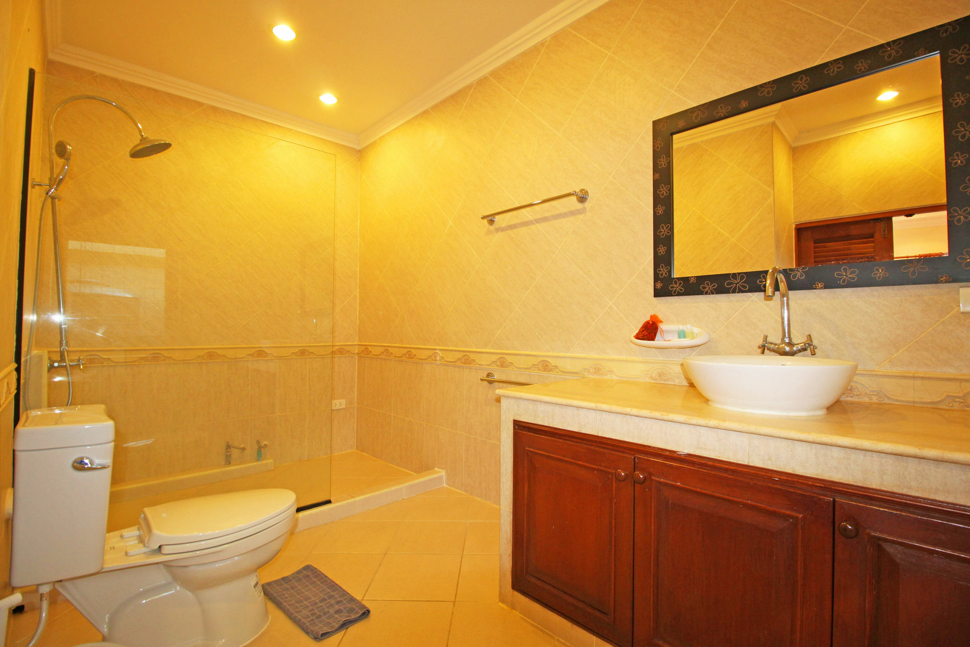 Cosy Beach Pool Villas By Pattaya Sunny Rentals Exteriör bild