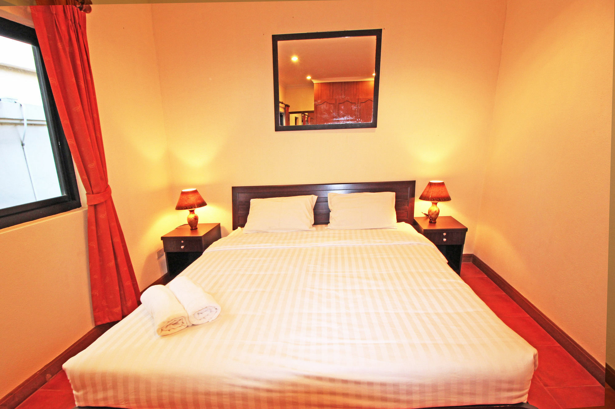 Cosy Beach Pool Villas By Pattaya Sunny Rentals Exteriör bild