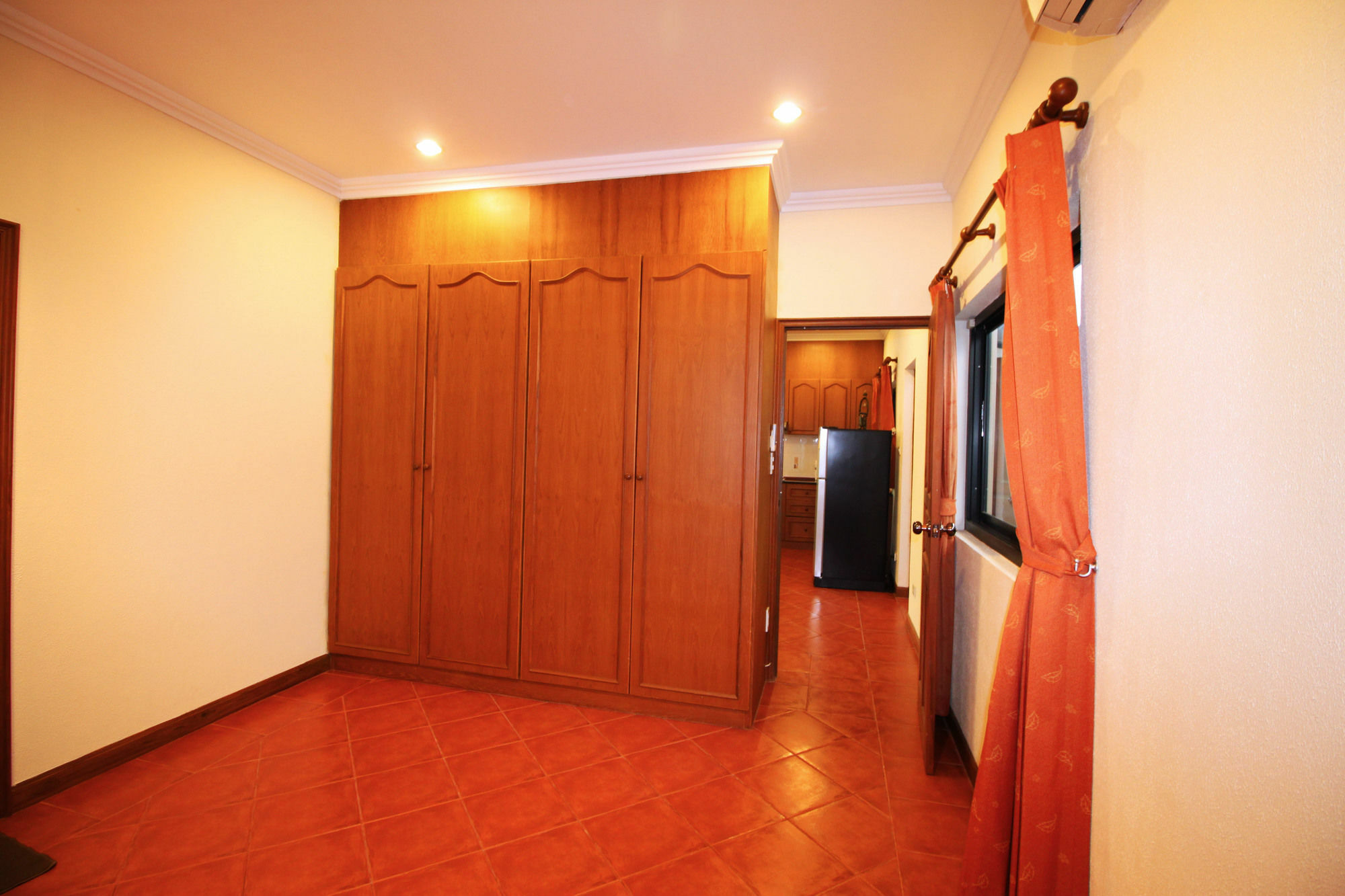 Cosy Beach Pool Villas By Pattaya Sunny Rentals Exteriör bild