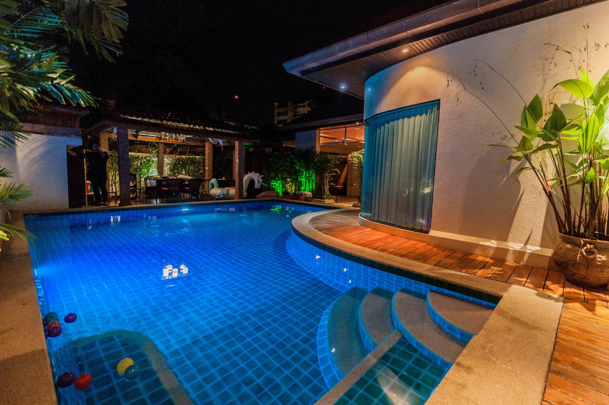 Cosy Beach Pool Villas By Pattaya Sunny Rentals Exteriör bild