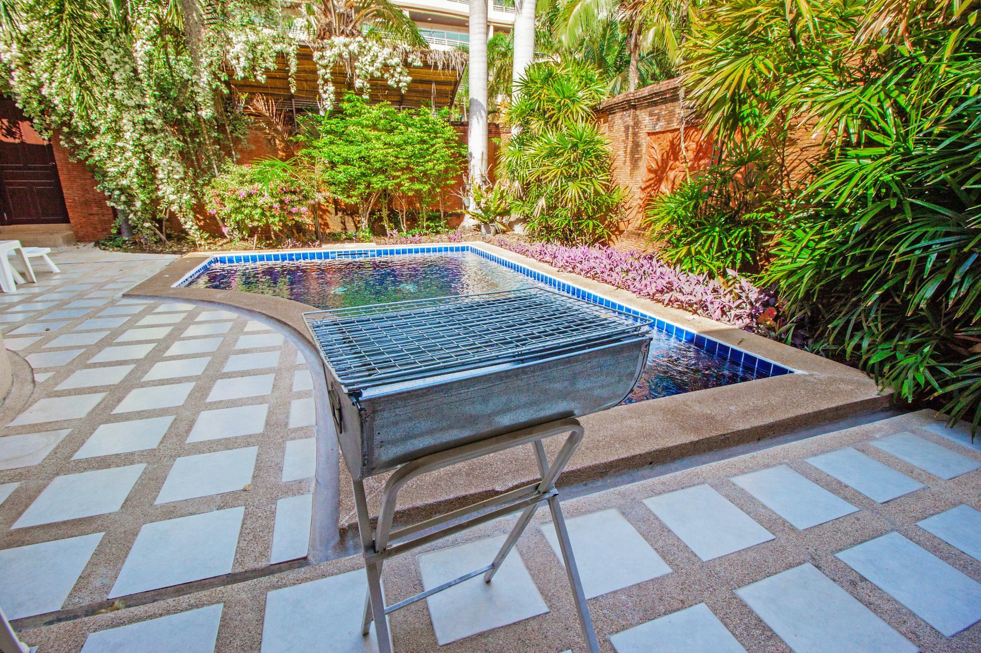 Cosy Beach Pool Villas By Pattaya Sunny Rentals Exteriör bild