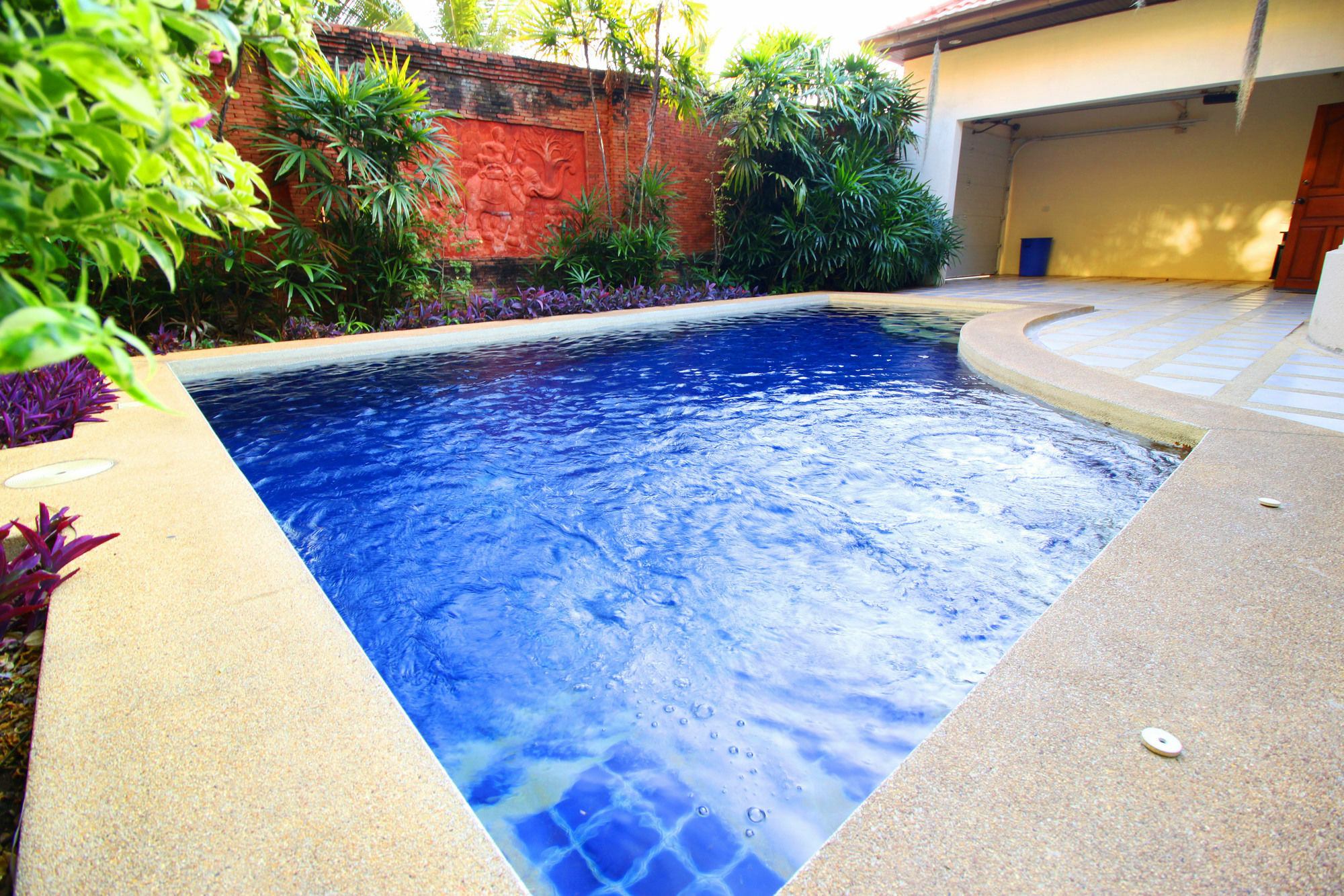 Cosy Beach Pool Villas By Pattaya Sunny Rentals Exteriör bild