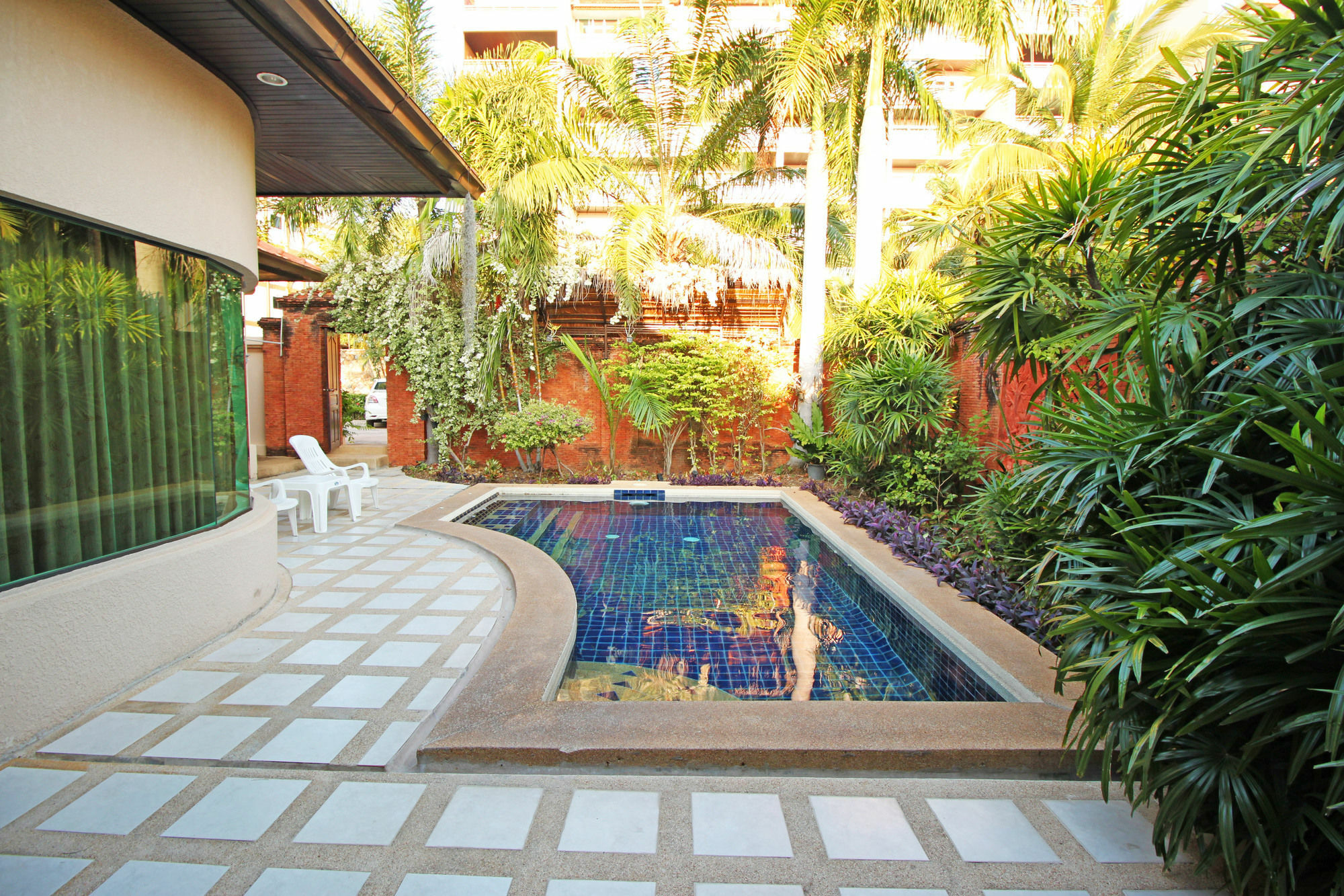 Cosy Beach Pool Villas By Pattaya Sunny Rentals Exteriör bild